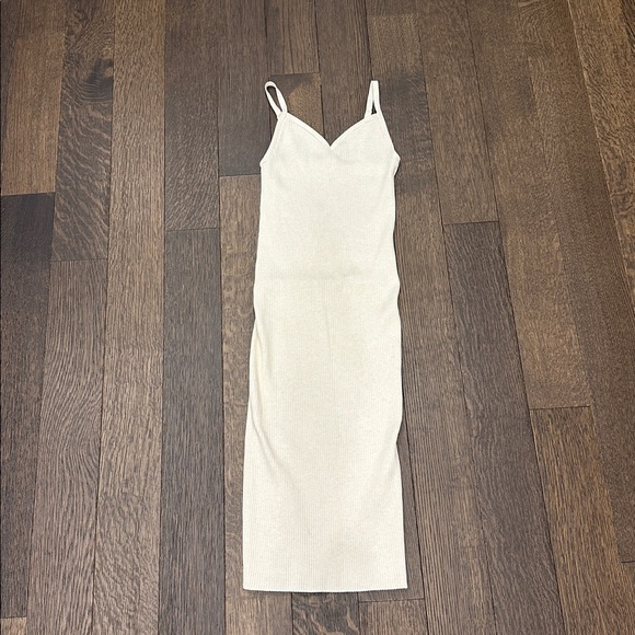 Aritzia Wilfred Cream Ribbed sweater dress - Picture 1 of 5
